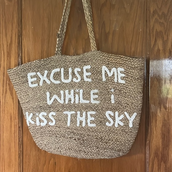 Woven beach/pool tote - Picture 1 of 4
